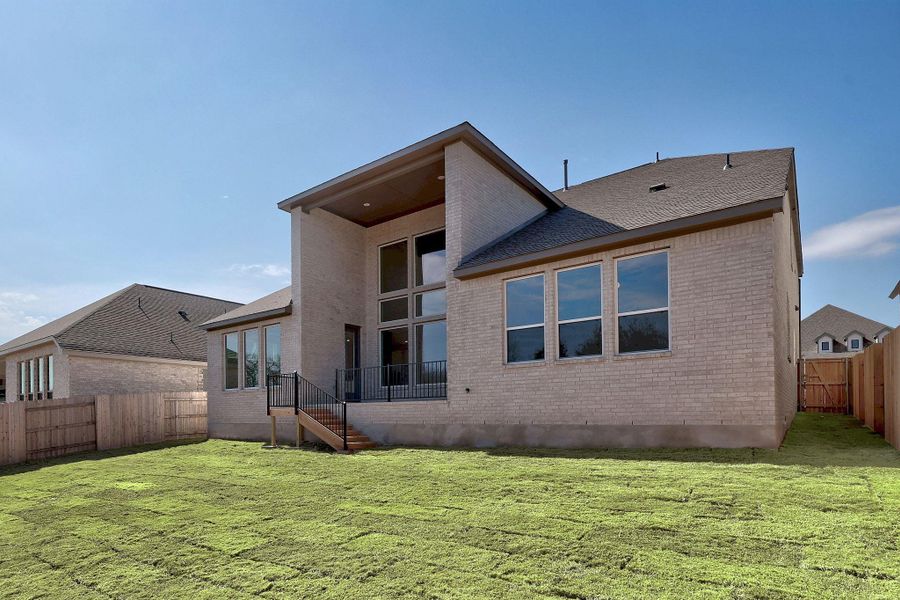 Exterior details and patio area of a home in Nolina, Georgetown (Image 25).