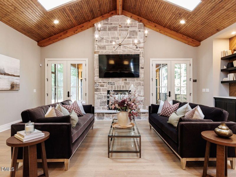 014-1280x960-living-room 014-1280x960-living-room