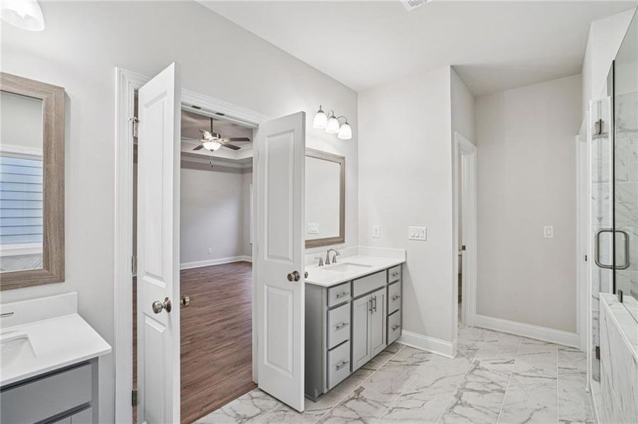 Furnished interior view inside a new home in Aberdeen, Hoschton (Image 14).