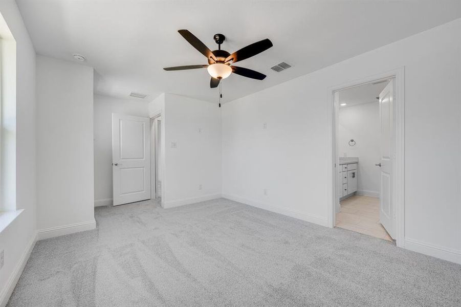 Spacious, unfurnished interior of a new home in North Sky Celina, Celina (Image 24). Spacious, unfurnished interior of a new home in North Sky Celina, Celina (Image 24).