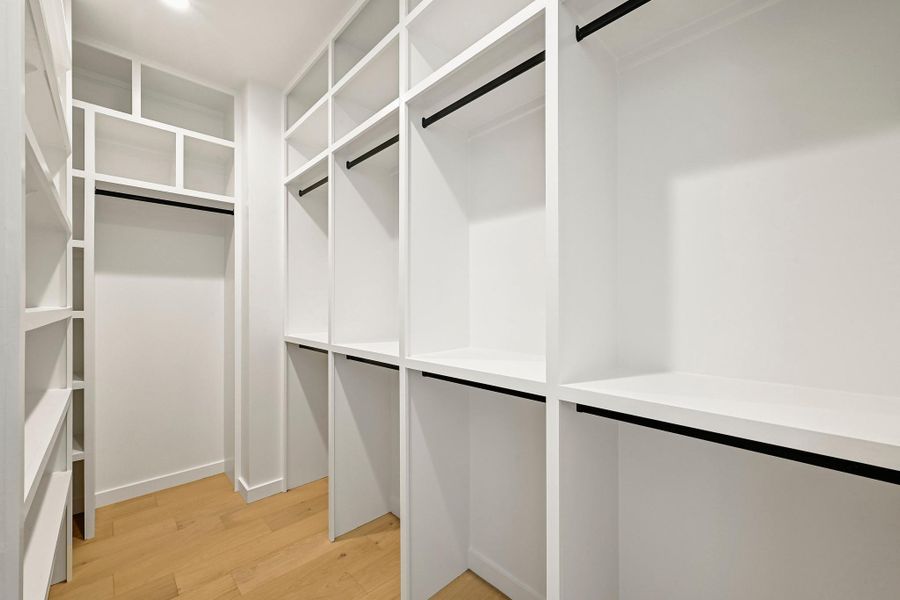 Spacious, unfurnished interior of a new home in , Austin (Image 19).