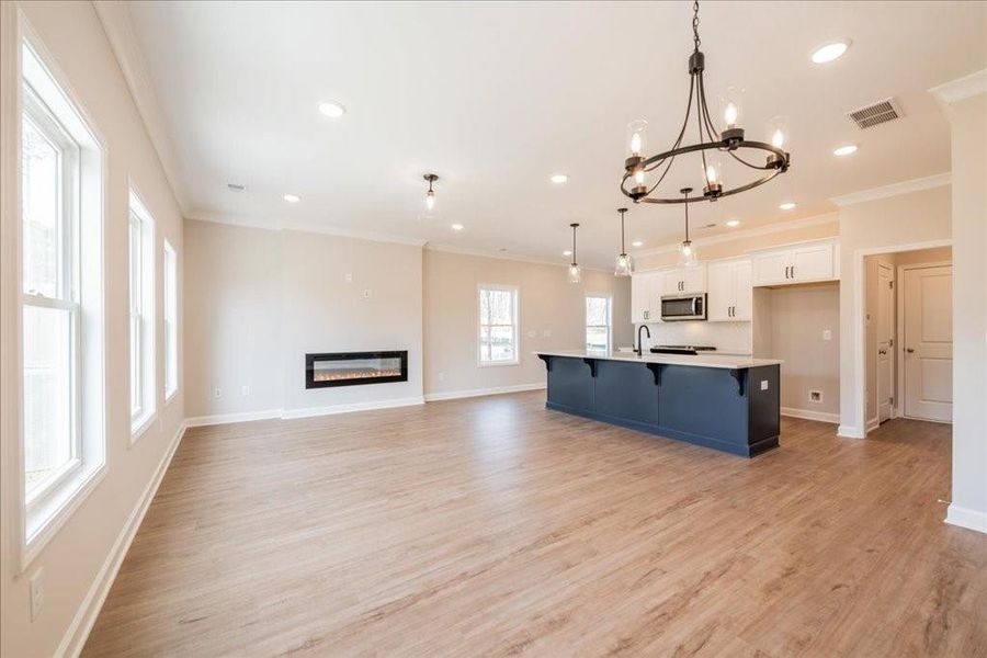 Spacious, unfurnished interior of a new home in Cherokee Township, Acworth (Image 40). Spacious, unfurnished interior of a new home in Cherokee Township, Acworth (Image 40).