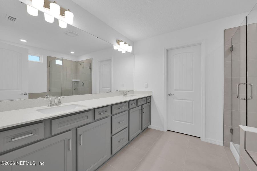 Furnished interior view inside a new home in Hyland Trail, Green Cove Springs (Image 12). Furnished interior view inside a new home in Hyland Trail, Green Cove Springs (Image 12).