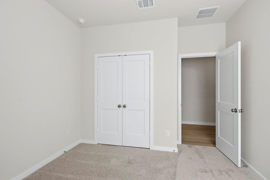Spacious, unfurnished interior of a new home in Caney Mills, Conroe (Image 11). Spacious, unfurnished interior of a new home in Caney Mills, Conroe (Image 11).