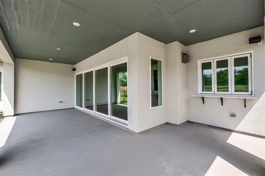 Spacious, unfurnished interior of a new home in Sienna 65', Missouri City (Image 20). Spacious, unfurnished interior of a new home in Sienna 65', Missouri City (Image 20).