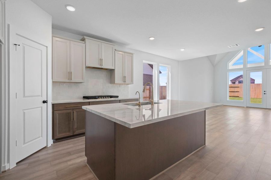 Open kitchen to family room.
