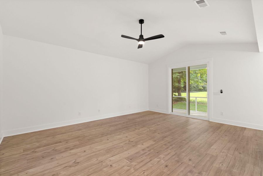 Spacious, unfurnished interior of a new home in , Moncks Corner (Image 15).
