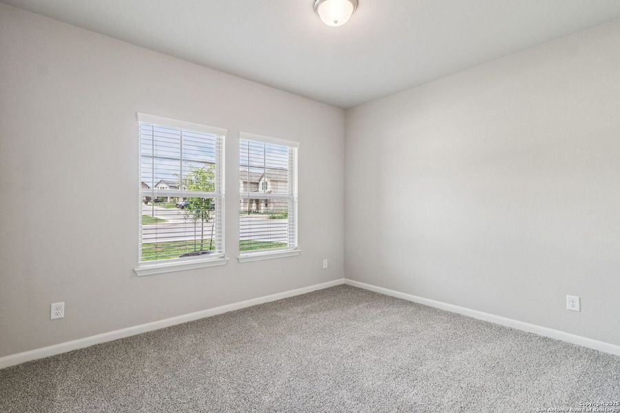 Spacious, unfurnished interior of a new home in Arcadia Ridge - Classic Series, San Antonio (Image 40).