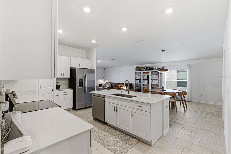 Furnished interior view inside a new home in North Park Isle, Plant City (Image 15).