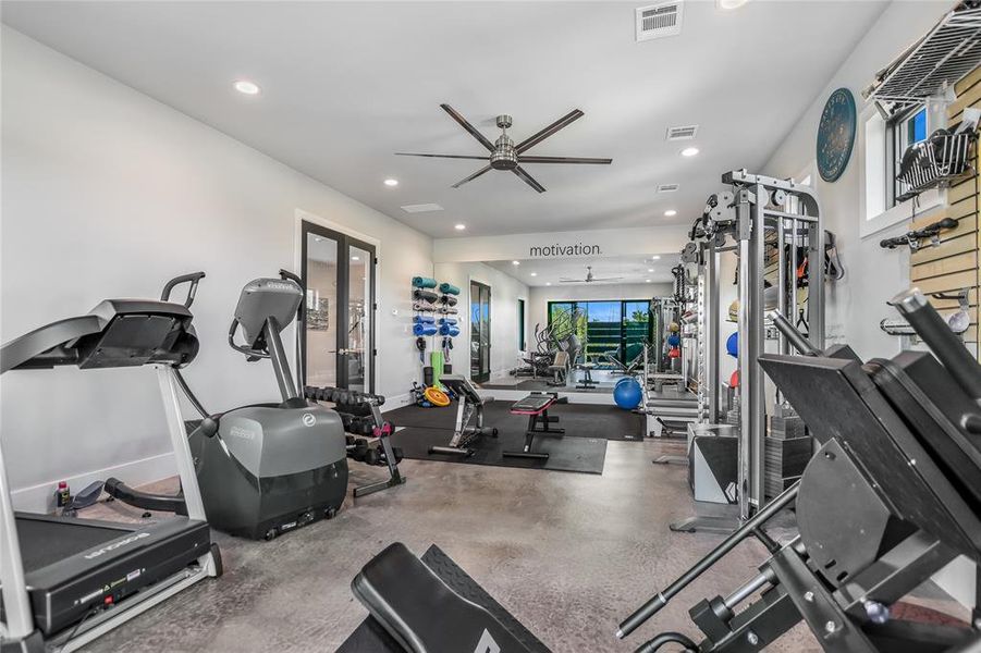 Community amenities in , Horseshoe Bay (Image 28).