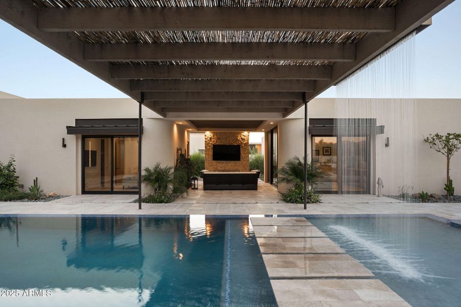 7034 E Paradise Dr 7034 E Paradise Dr