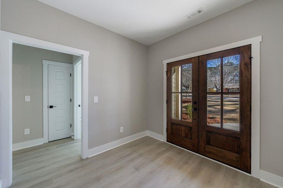 Spacious, unfurnished interior of a new home in , Carrollton (Image 24).