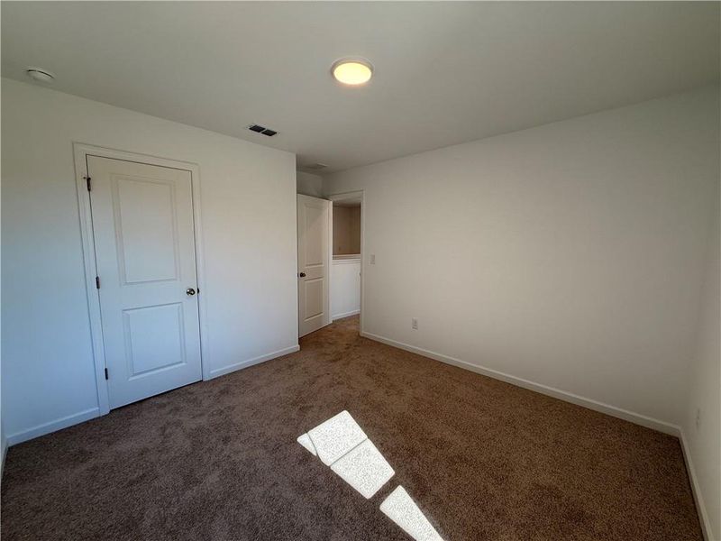 Spacious, unfurnished interior of a new home in Leydenview, Mableton (Image 22).