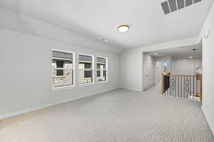 Spacious, unfurnished interior of a new home in Trinity Falls, McKinney (Image 25). Spacious, unfurnished interior of a new home in Trinity Falls, McKinney (Image 25).