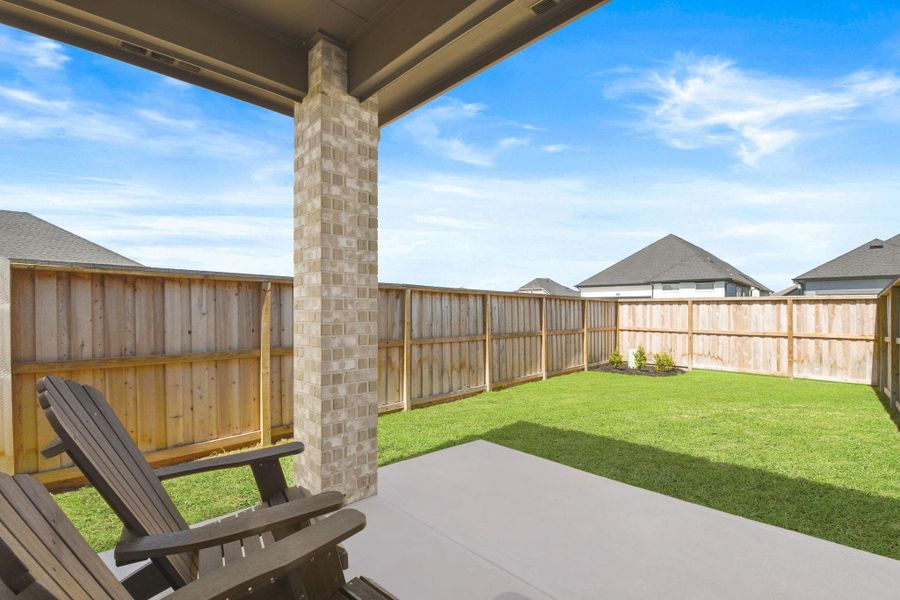 Exterior details and patio area of a home in Riceland: 42ft. lots, Mont Belvieu (Image 27).