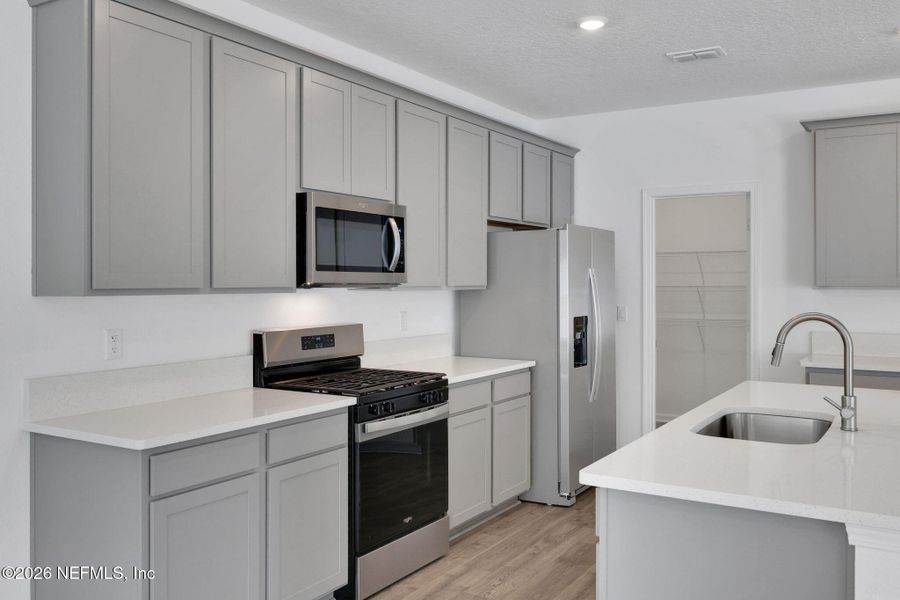 Furnished interior view inside a new home in Cedar Creek, Jacksonville (Image 16).