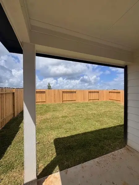 Exterior details and patio area of a home in Townsend Reserve, Splendora (Image 3).
