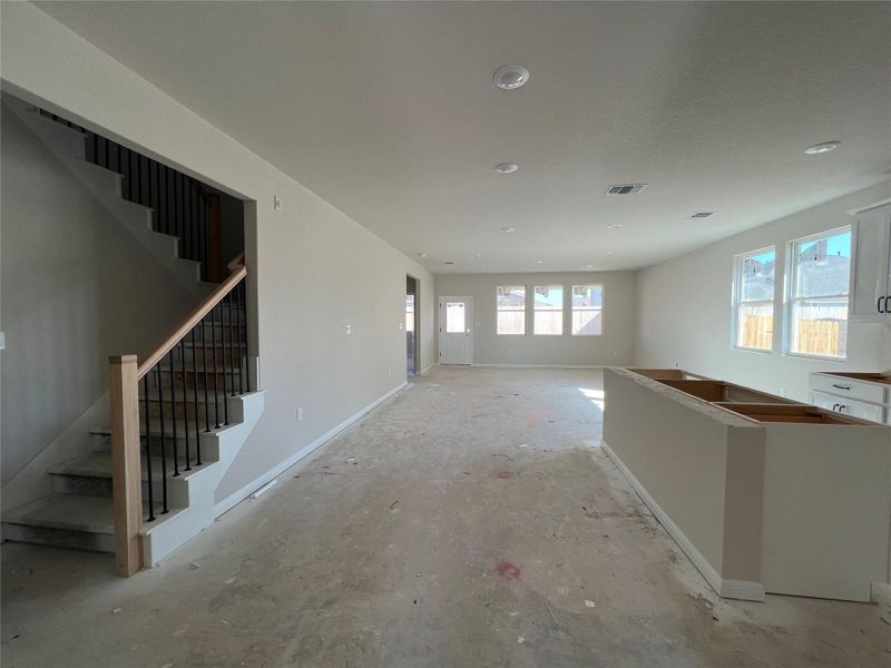 In-progress construction of a new home in Rolling Glen, Hutto, TX (Image 32).