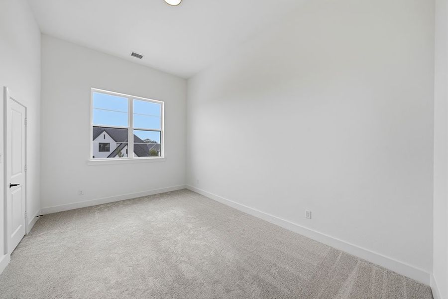 Spacious, unfurnished interior of a new home in Custer Ridge Estates, Allen (Image 40). Spacious, unfurnished interior of a new home in Custer Ridge Estates, Allen (Image 40).