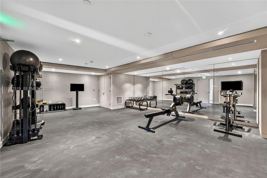 Community amenities in , Bay Harbor Islands (Image 18).