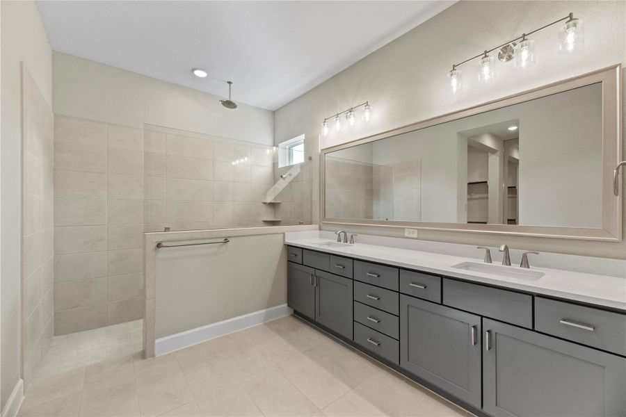 Furnished interior view inside a new home in , Katy (Image 17).