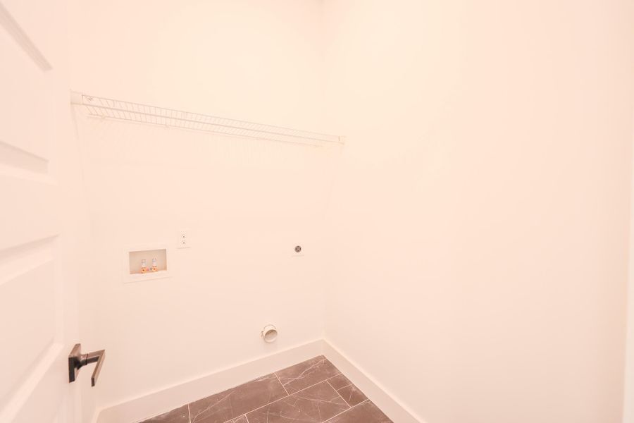 Spacious, unfurnished interior of a new home in , North Charleston (Image 25).