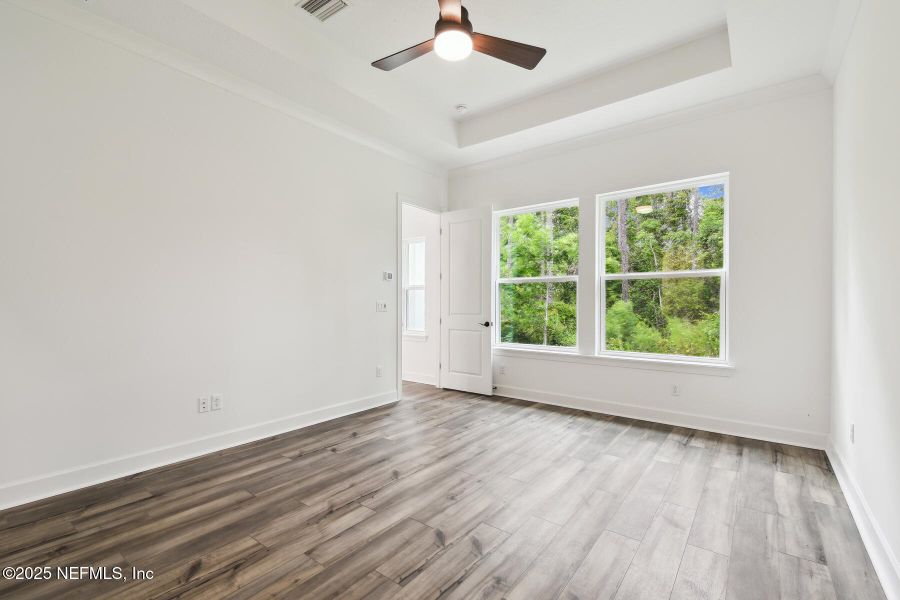 Spacious, unfurnished interior of a new home in Reflections 40' Front Load, Ponte Vedra (Image 12).