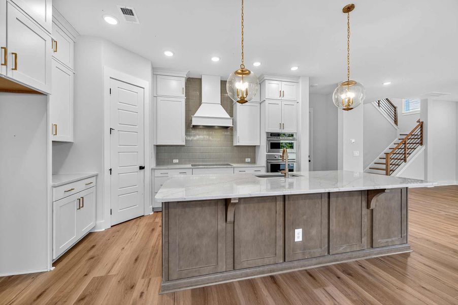 The Savannah - Kitchen The Savannah - Kitchen