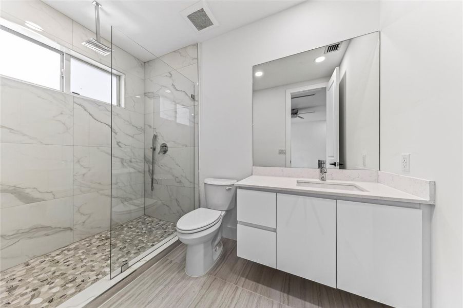 Furnished interior view inside a new home in , Fort Lauderdale (Image 12).