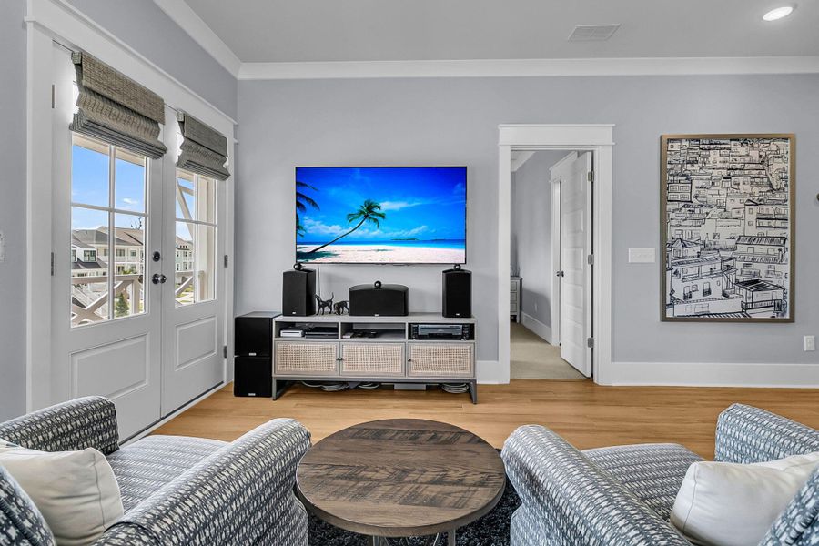 Furnished interior view inside a new home in , Charleston (Image 23).