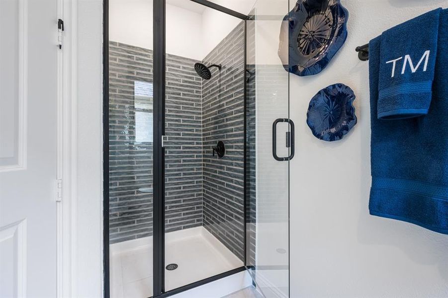 Furnished interior view inside a new home in , McKinney (Image 24).