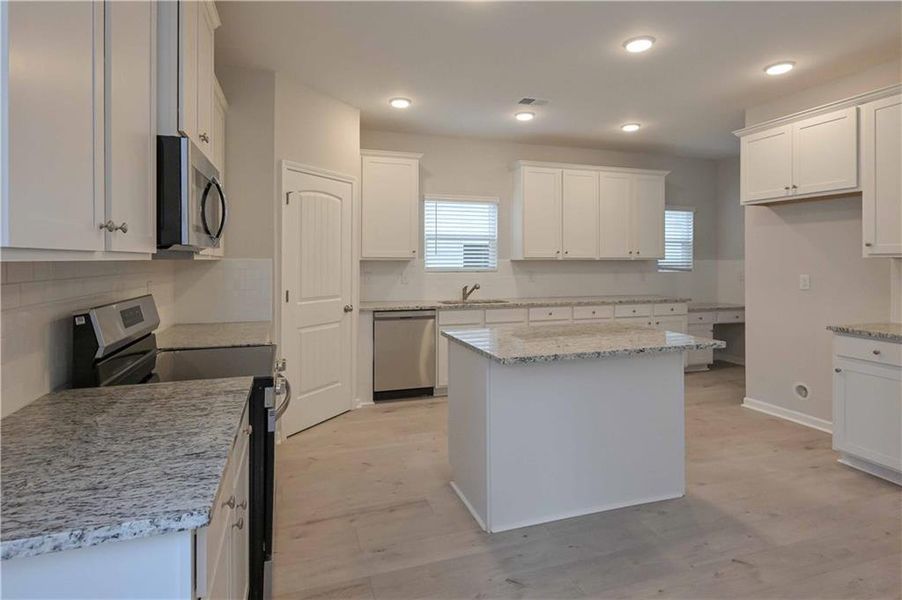 Furnished interior view inside a new home in , Newnan (Image 10).