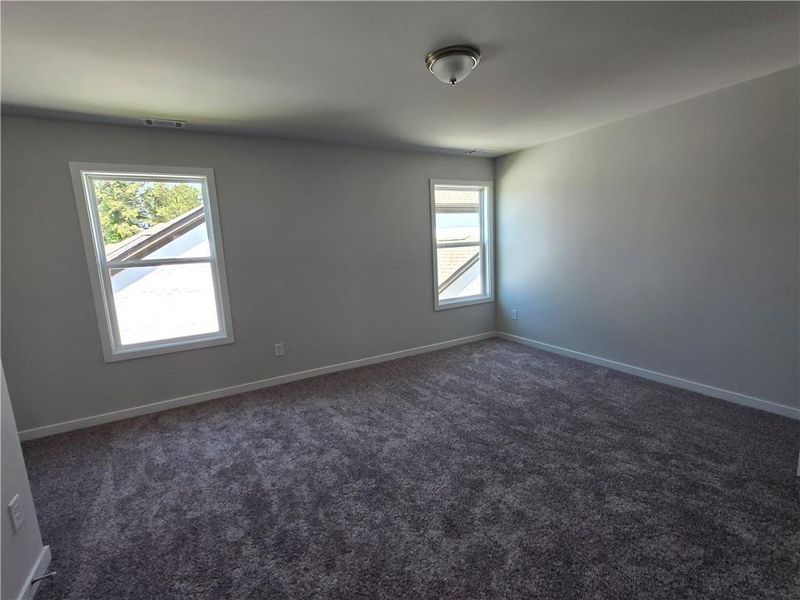 Spacious, unfurnished interior of a new home in Pinecrest Ridge, Dacula (Image 29).