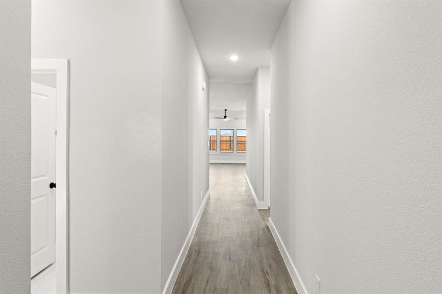 04. 2360 Bell - Entry (2)