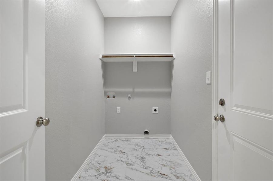 Spacious, unfurnished interior of a new home in , Dallas (Image 18). Spacious, unfurnished interior of a new home in , Dallas (Image 18).