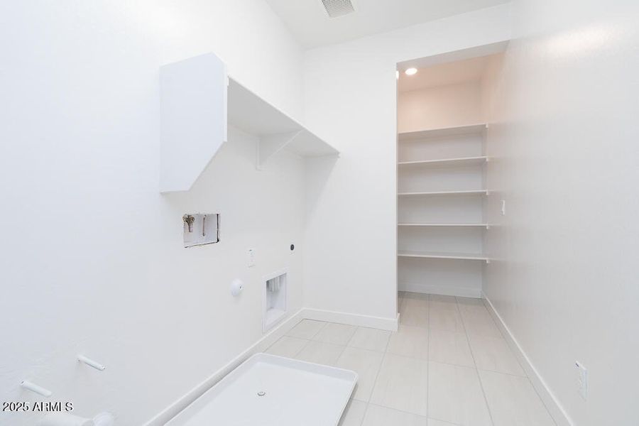 Tri Pointe Soleo 453 - Laundry-1MLS