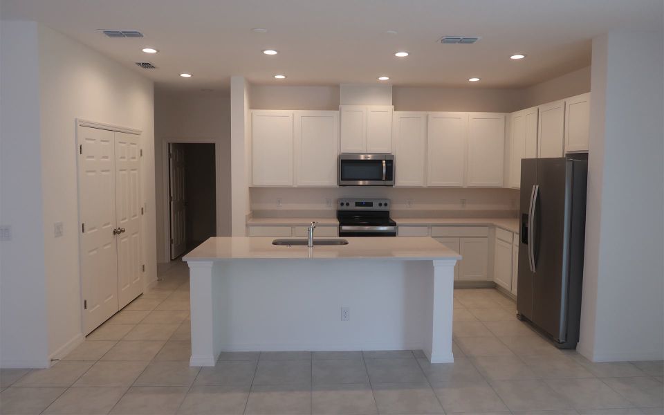 Spacious and Functional Kitchen in Central Florida Home