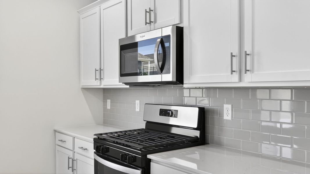 Furnished interior view inside a new home in Hunters Ridge, Woodruff (Image 9).