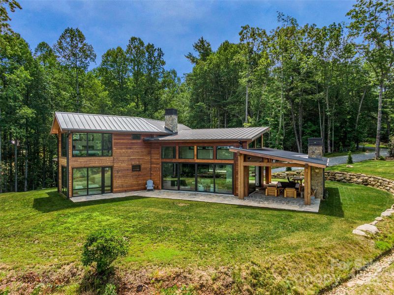 Image 37 of a home in .