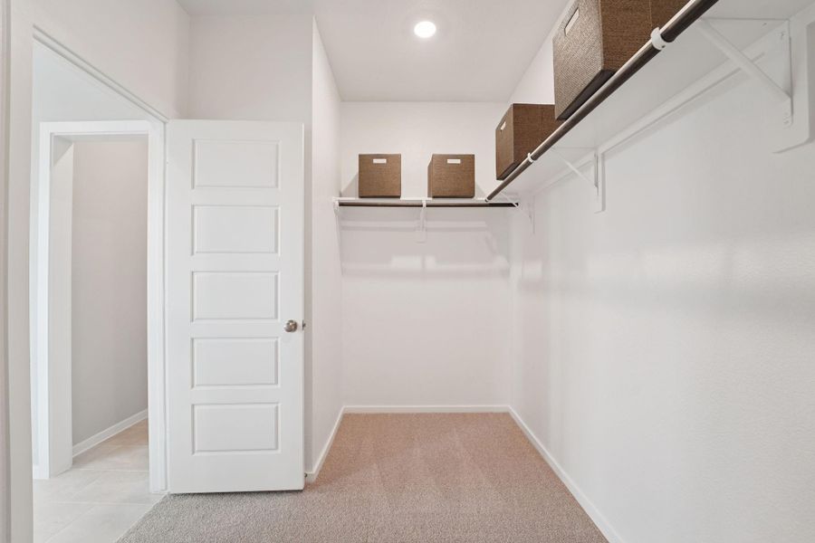 Photo is not of the actual home, but is an inspirational photo of builder’s model home and may depict options, furnishings, and/or decorator features that are not included Photo is not of the actual home, but is an inspirational photo of builder’s model home and may depict options, furnishings, and/or decorator features that are not included