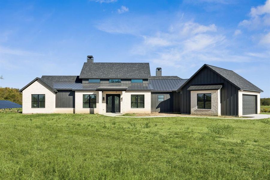 Image 33 of a home in .