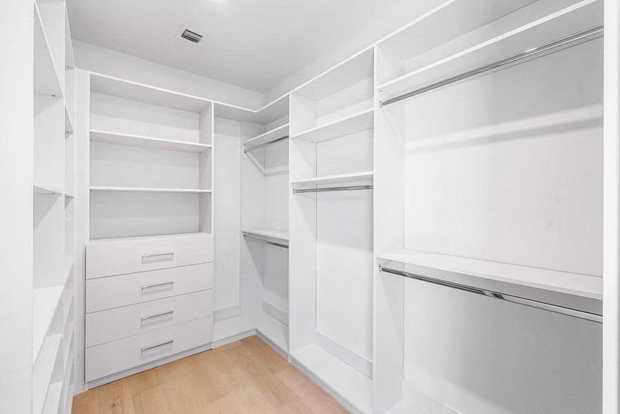 047-25833rdCourt-WestPalmBeach-FL-33407-