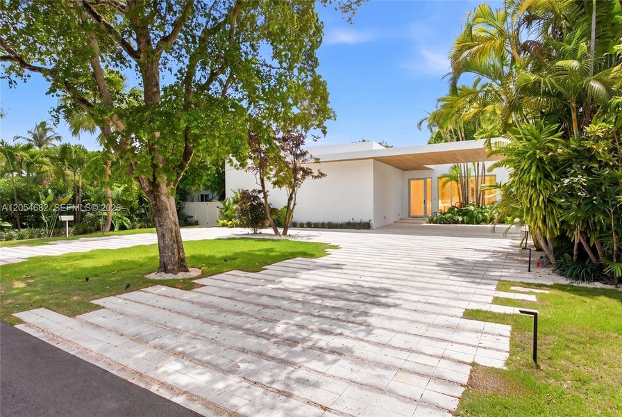 Exterior details and patio area of a home in , Miami Springs (Image 17). Exterior details and patio area of a home in , Miami Springs (Image 17).