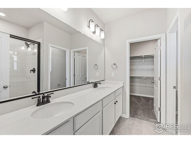 Furnished interior view inside a new home in Cordovan, Longmont (Image 10).