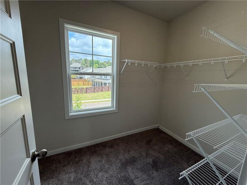 Spacious, unfurnished interior of a new home in Ponderosa Farms Estates, Gainesville (Image 41).