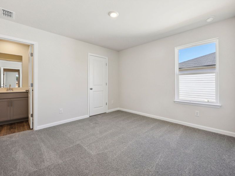 Spacious, unfurnished interior of a new home in Parkside at Grayson, Grayson (Image 17).