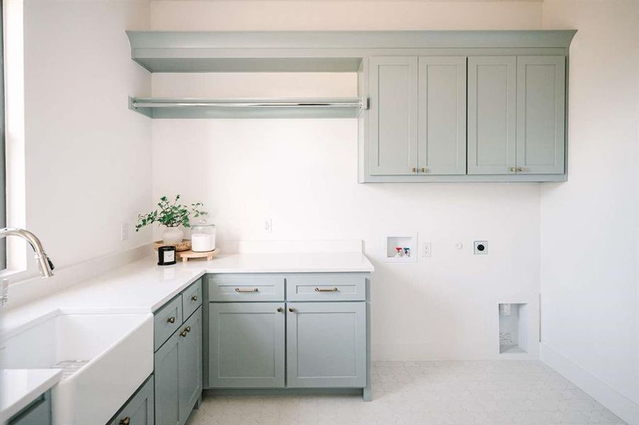 Furnished interior view inside a new home in , Fort Worth (Image 13). Furnished interior view inside a new home in , Fort Worth (Image 13).