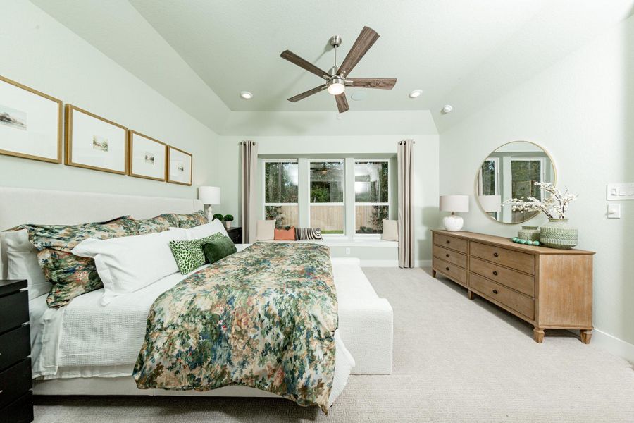 Representative model home photos shown for illustrative purposes only. Actual home, features, and finishes may vary. Home is currently under construction.