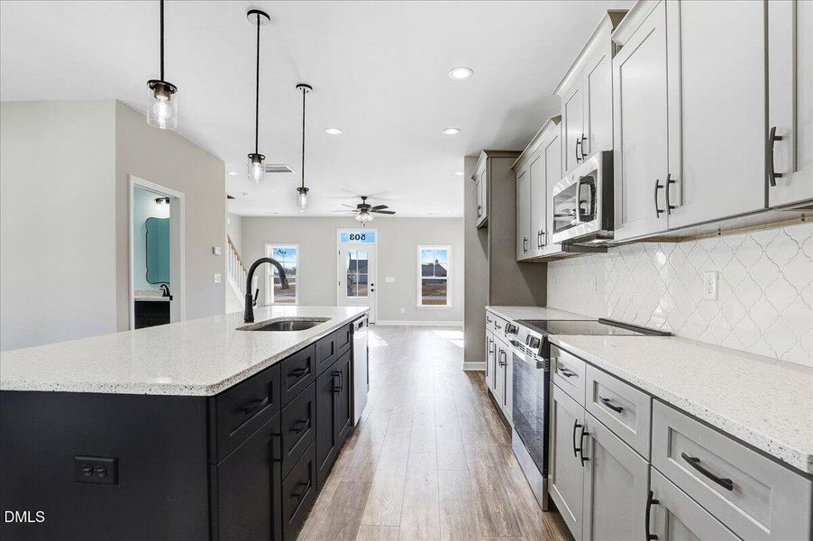 32-503 E 1st St-32 32-503 E 1st St-32