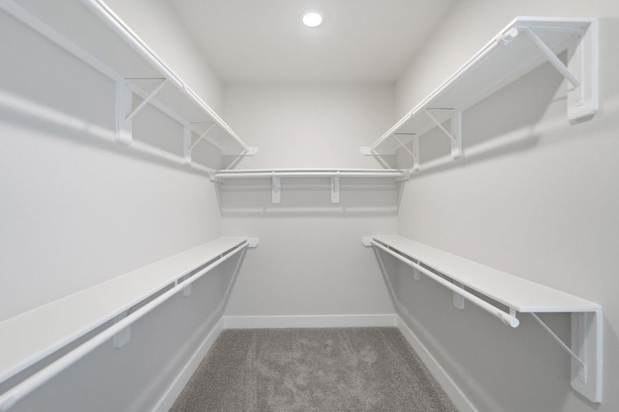 Spacious, unfurnished interior of a new home in Ashland, Richwood (Image 47).